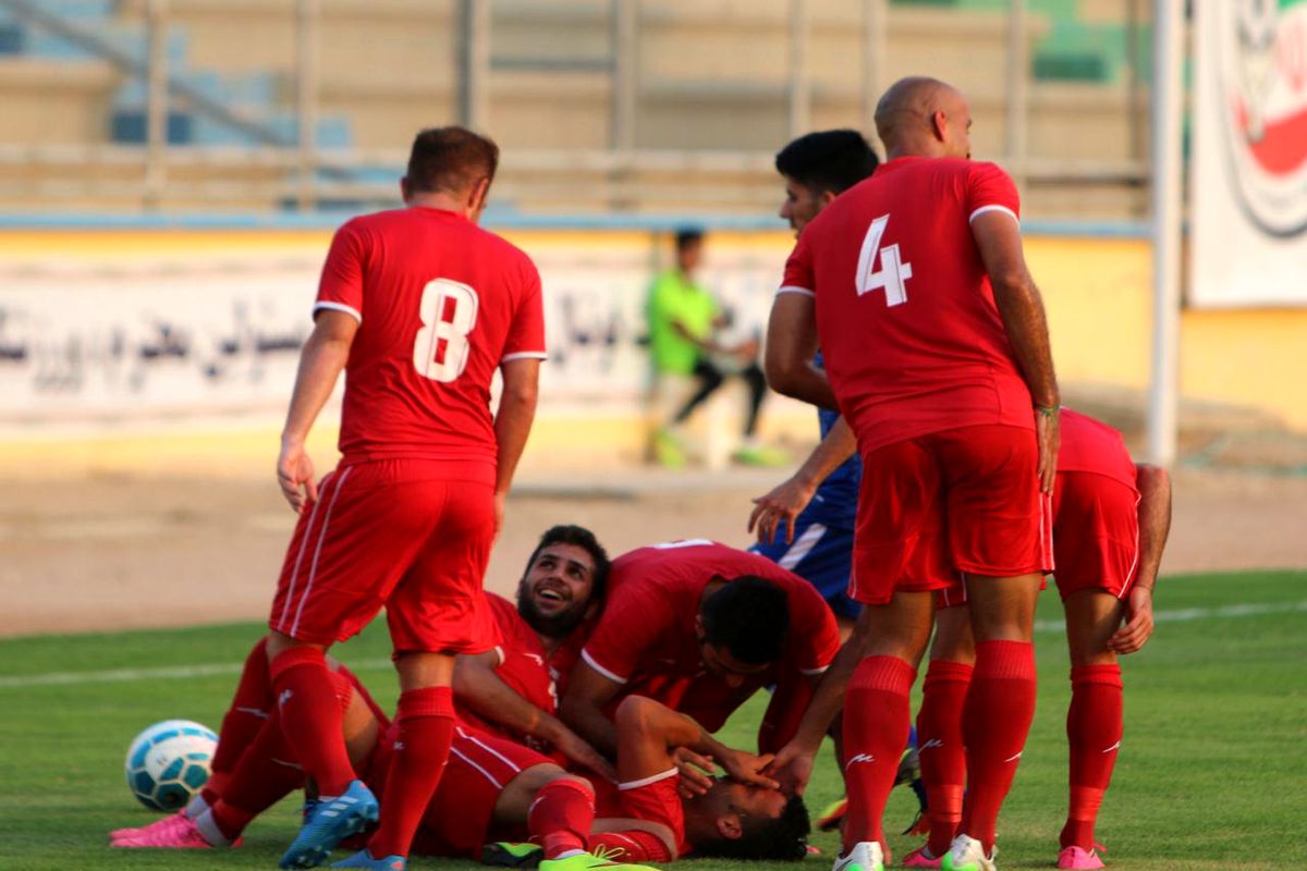 چشم جم به میزبانی در لیگ برتر روشن می‌شود