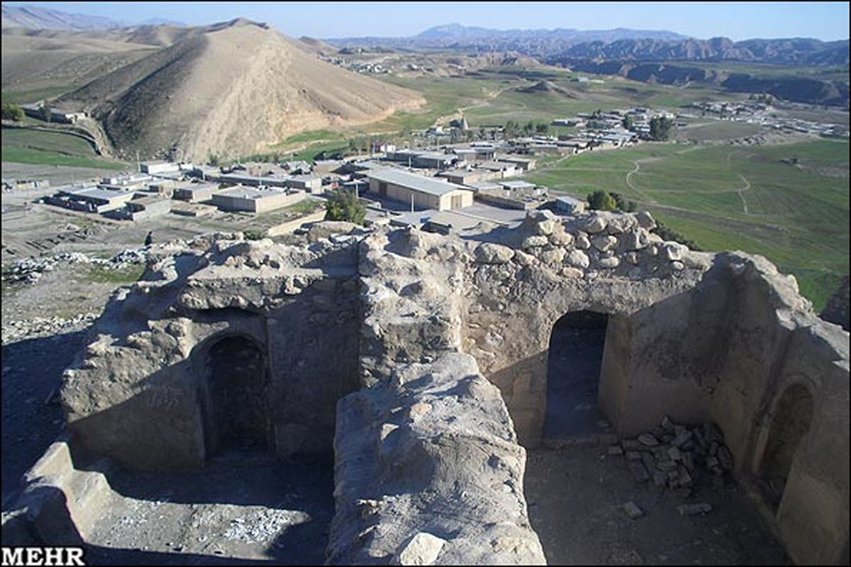 مطالعه ، مرمت ، حفاظت در بافت تاریخی دو روستای منتخب طرح ضربتی استان ایلام انجام میگیرد