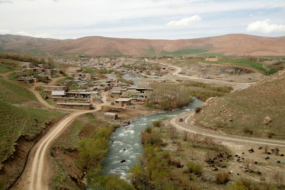 روستای تاریخی تنگ قیر (متعلق به دوره اشکانیان) روستای هدف گردشگری