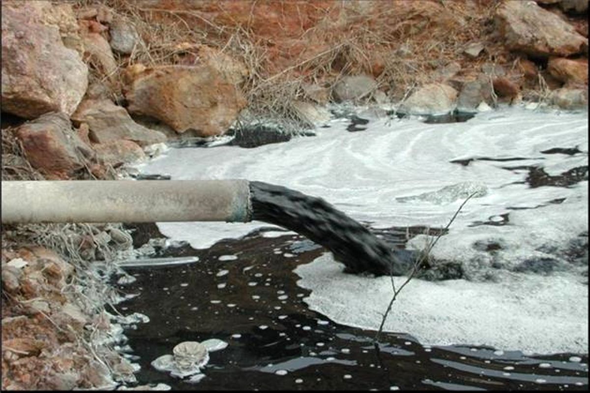 دفع غیراصولی فاضلاب در روستاهای آذربایجان‌غربی سبب بروز بیماری شده است