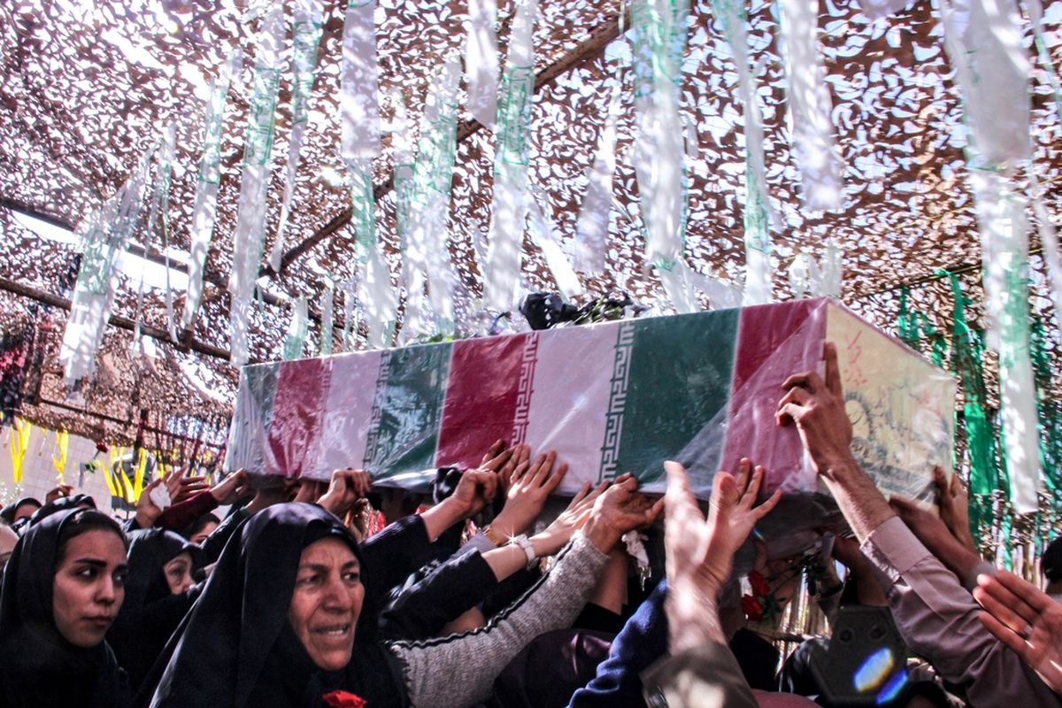 مادر شهیدان محمدی مطلق آسمانی شد