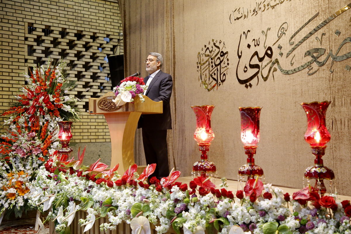 برگزاری گردهمایی خادمین فاطمیه در دفتر آیت‌الله وحید خراسانی