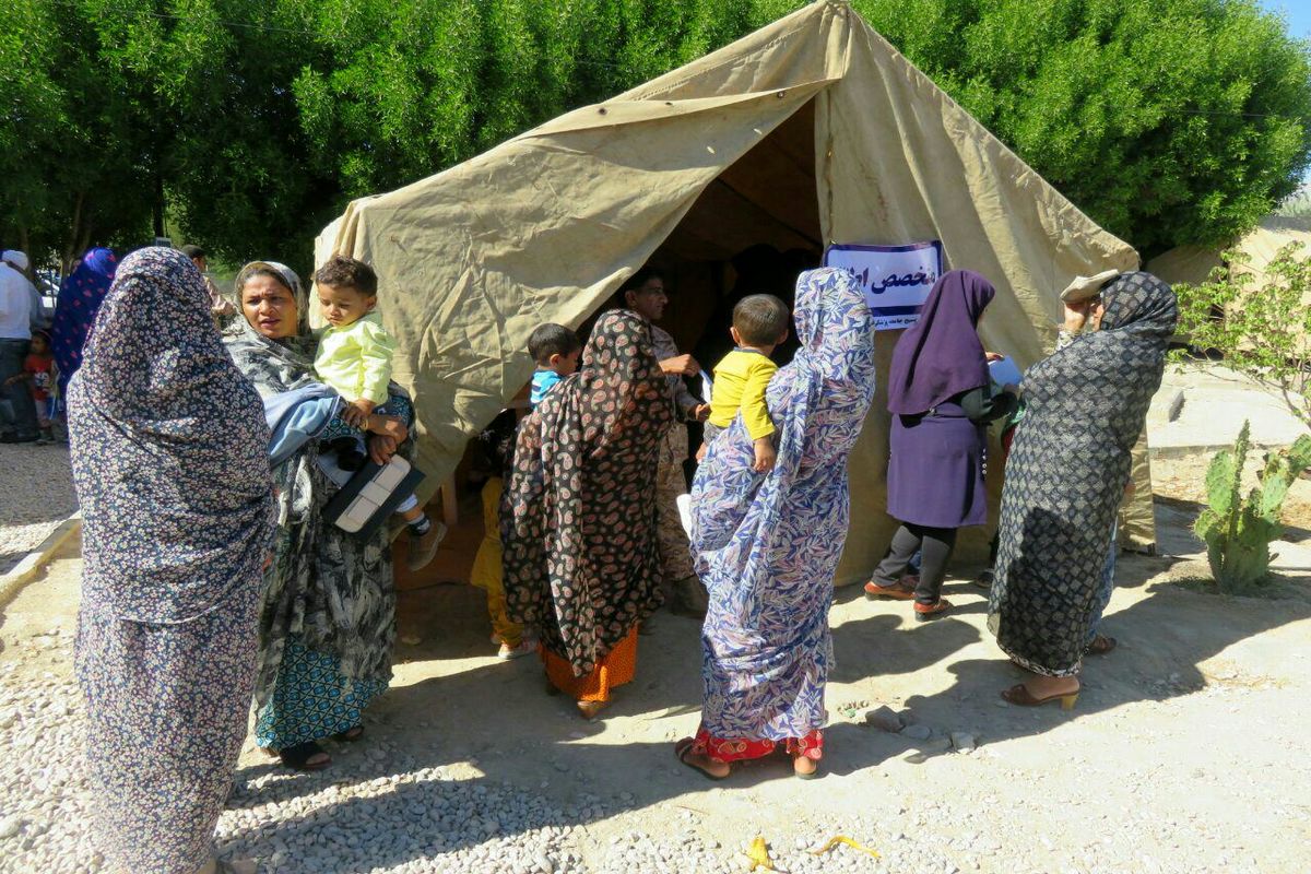 آغاز ارائه  خدمات تخصصی درمانی با افتتاح بیمارستان صحرائی شهدای فین  در منطقه