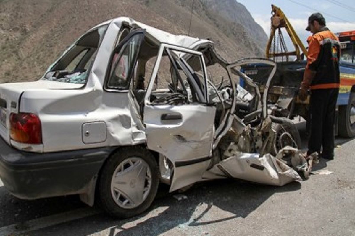 حوادث رانندگی در جاده های استان مرکزی ۱۵ قربانی گرفت