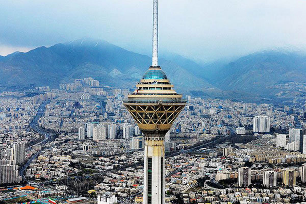 هوای تهران پاک است