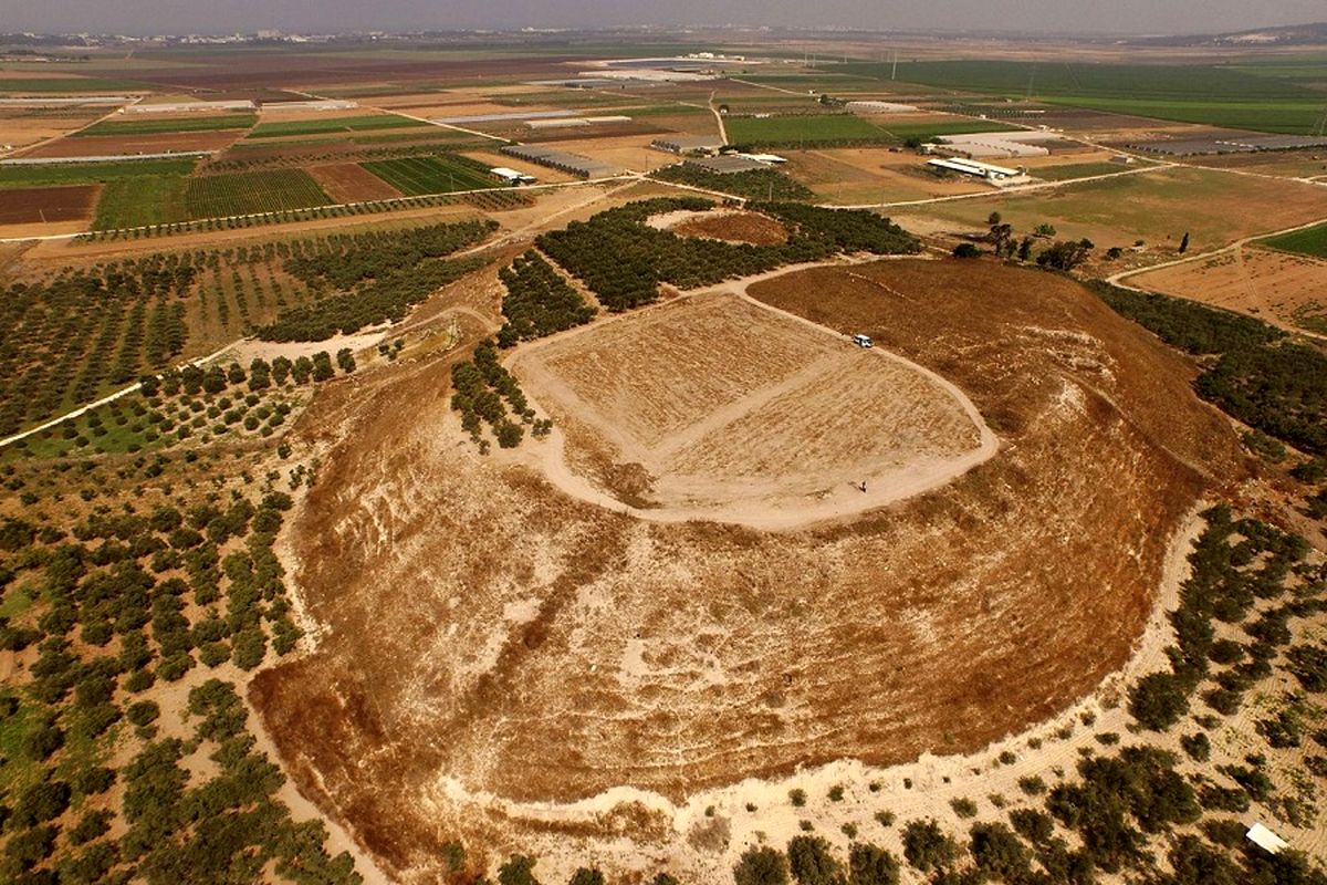 کشف اردوگاه ۲۵۰۰ ساله ارتش ایران در فلسطین