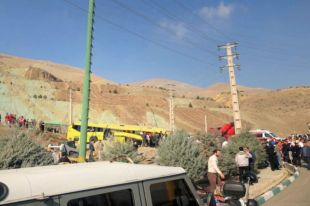 ۷ کشته و ۲۸ مصدوم در واژگونی اتوبوس دانشگاه