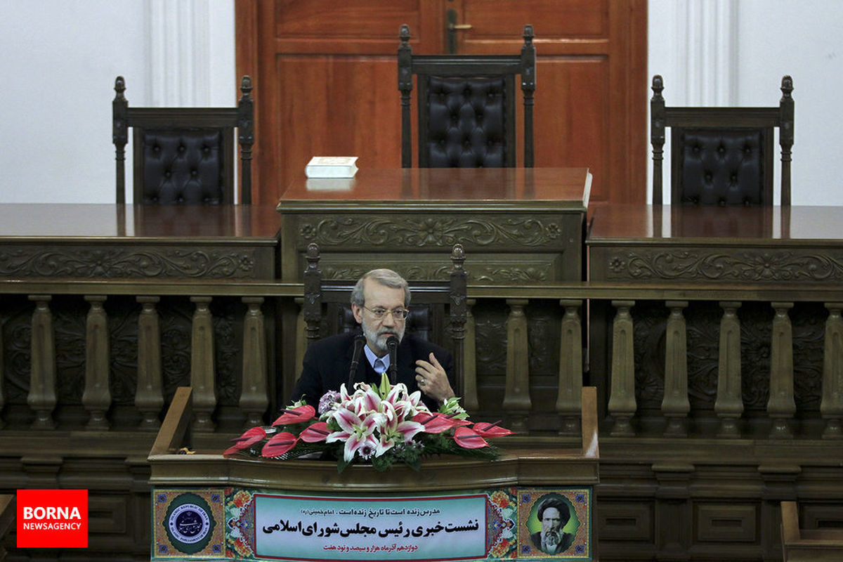 لاریجانی: حضور گسترده مردم در راهپیمایی ۲۲ بهمن دشمنان را مأیوس می‌کند/ ملت ایران در مصاف با دشمنان یک صدا هستند