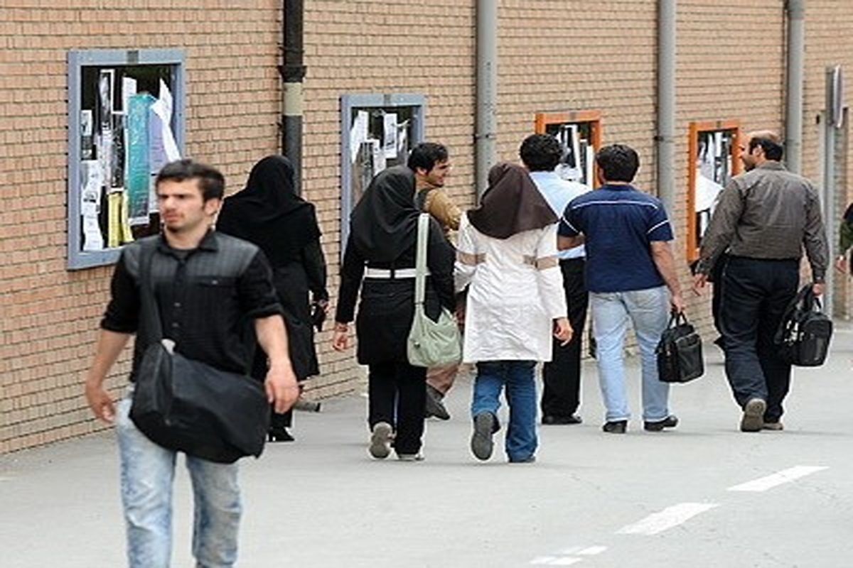 انتشار بیانیه گام دوم انقلاب در دقیق ترین زمان / راه گذر از بحران ها استفاده از جوانان ایده پرداز