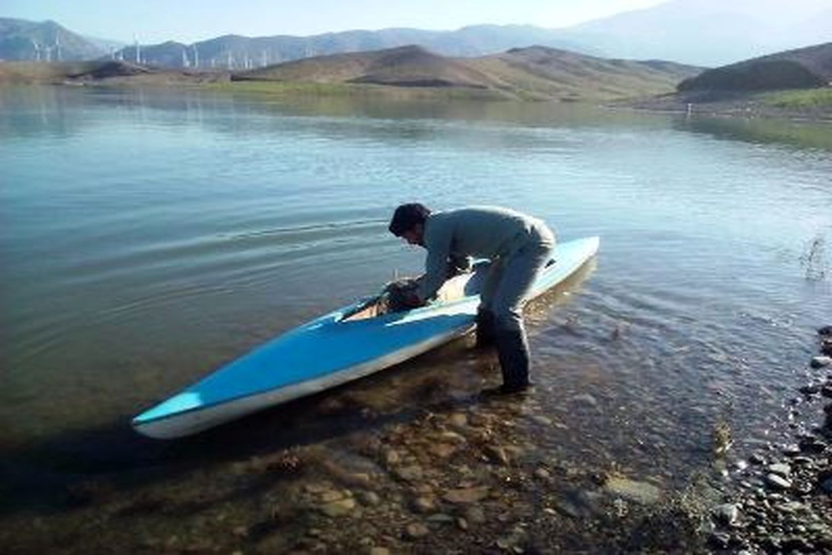 برخورد با صیادان غیر مجاز پشت سد منجیل در رودبار