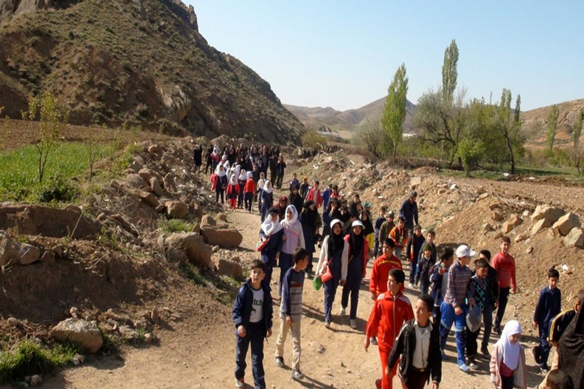 همایش بزرگ پیاده‌روی خانوادگی برگزار شد