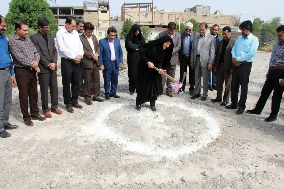 کلنگ احداث ۴ مدرسه خیرساز در شهرستان جیرفت به زمین زده شد