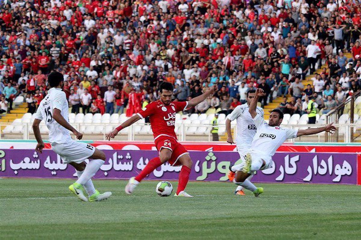 جدایی مهاجم سرخپوشان قطعی شد