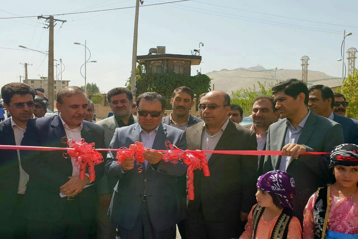 افتتاح نمایشگاه بزرگ محصولات غذایی،صنایع دستی و تولیدات کشاورزی در لرستان