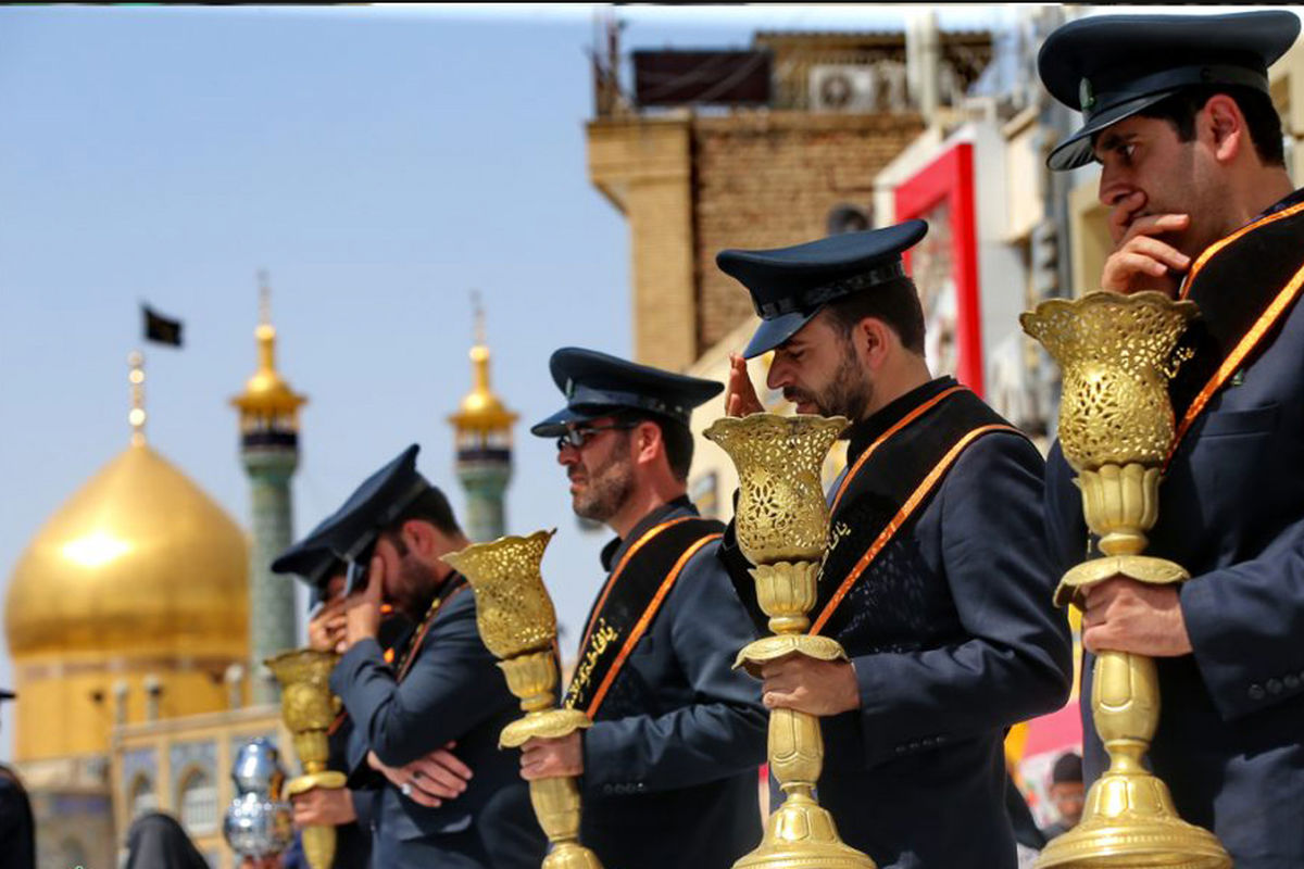 دسته عزای خادمان حرم حضرت معصومه(س) در شهادت امام رضا(ع)