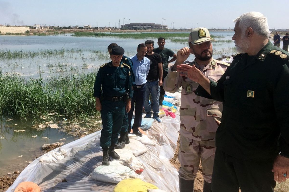 فعالیت ۱۲۰۰ بسیجی در ساخت سیل بند کانال سلمان