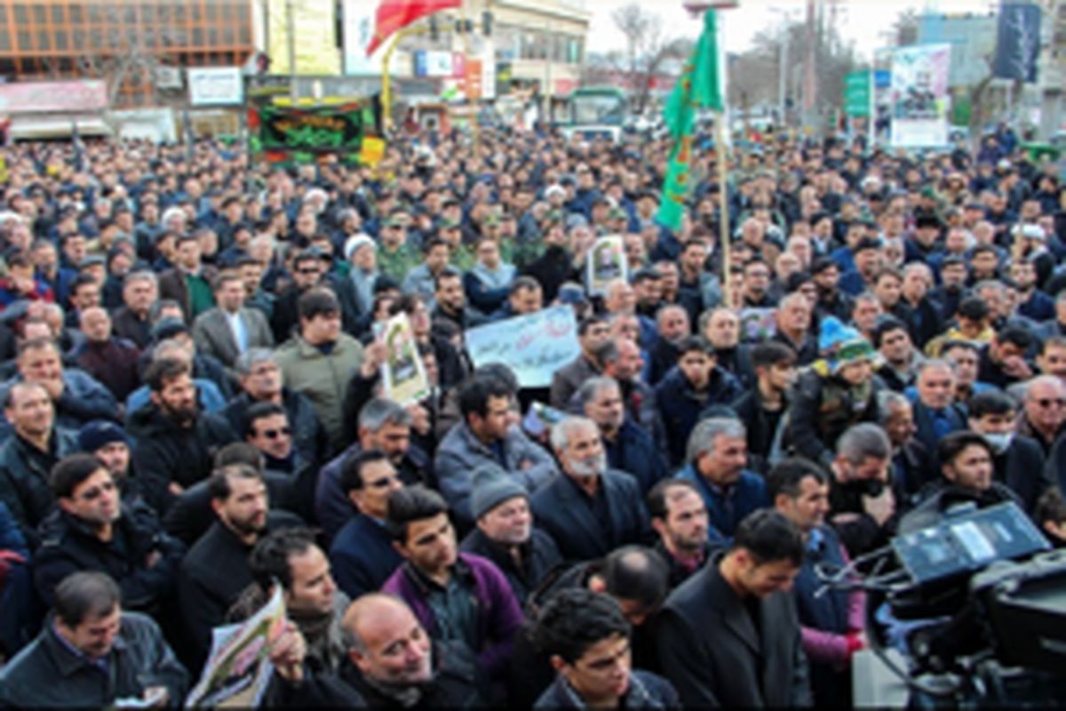 مردم اردبیل اقدام امریکا در ترور سردار شهید قاسم سلیمانی را محکوم کردند