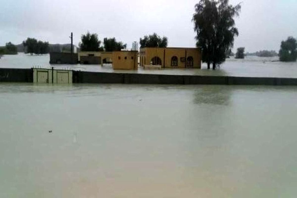 واحدهای ارتش تمامی امکانات خود را در کمک به سیل زدگان به کار گیرند