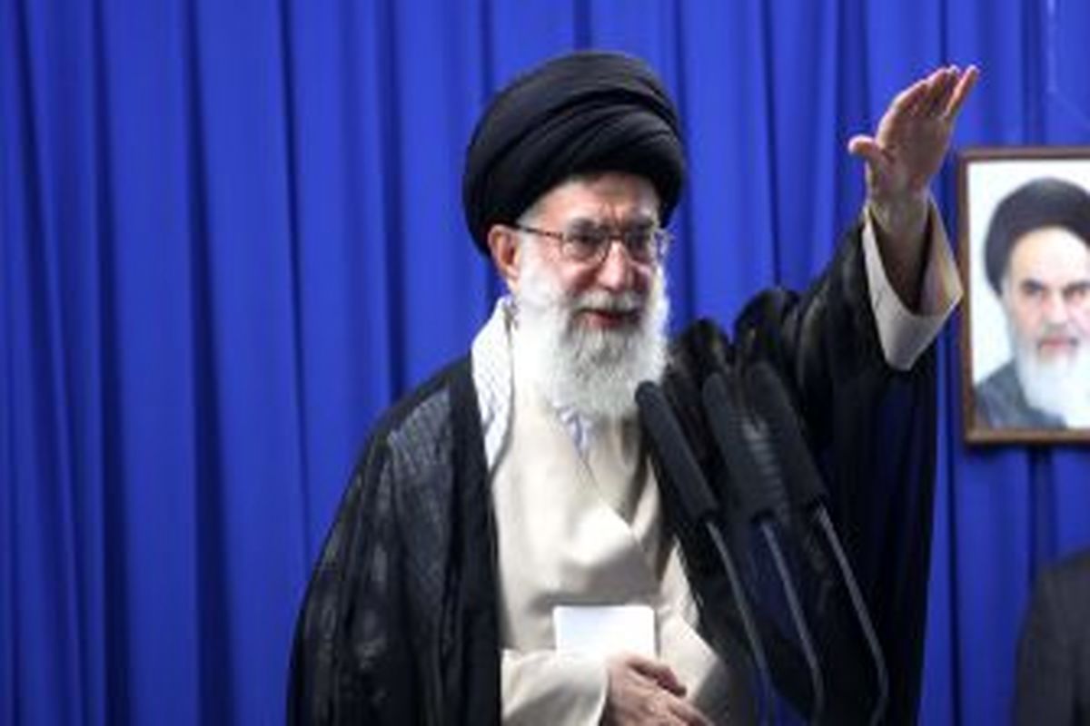 نماز جمعه تهران به امامت حضرت آیت‌الله خامنه‌ای اقامه می‌شود