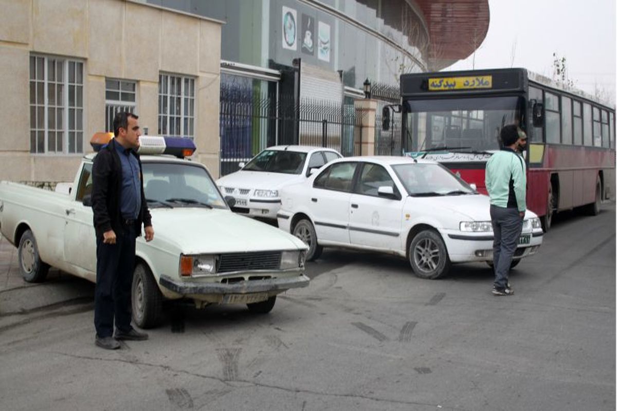 طرح شناسایی و جمع آوری اتباع خارجی بدون مجوز در شهرک صنعتی صفادشت