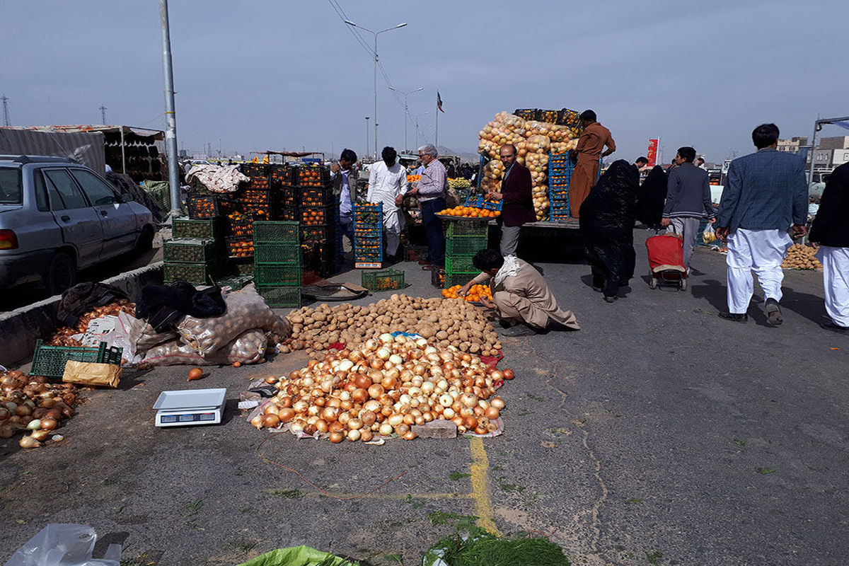 روز بازارهای زاهدان به علت شیوع احتمالی کرونا تعطیل شد