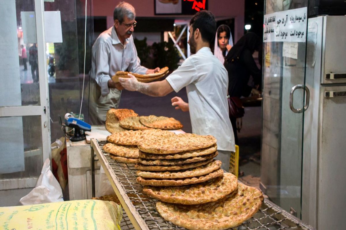 نانوایی هایی که مسول فروش نان نداشته باشند پلمپ می شوند