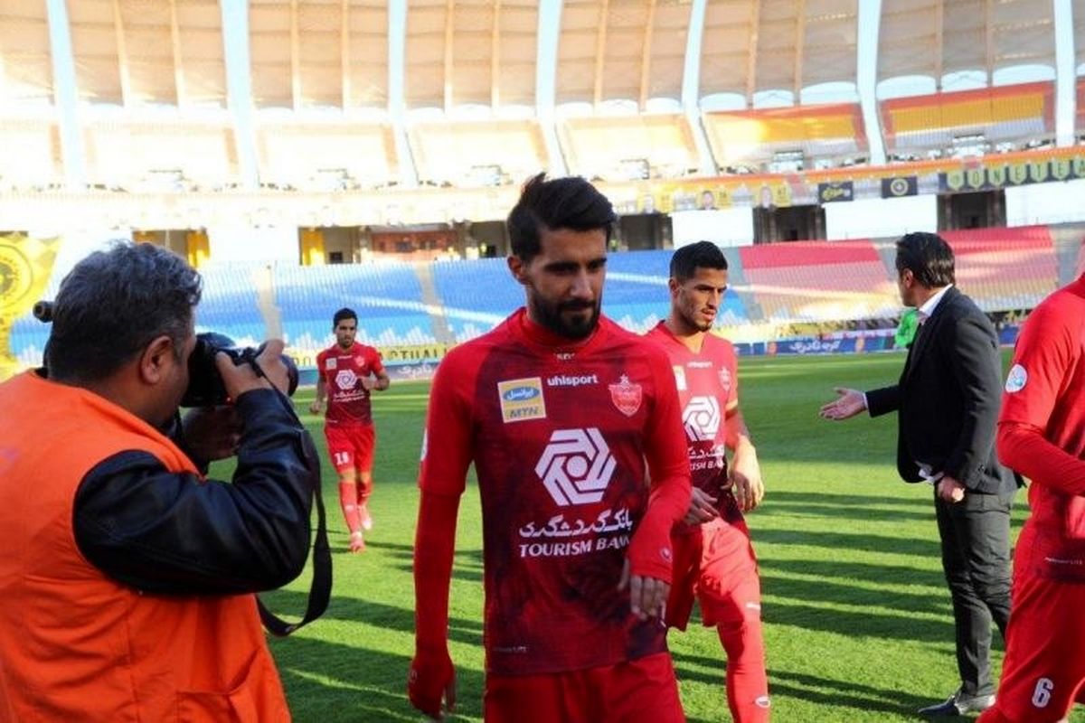 ناگفته ستاره پرسپولیس از حادثه اتوبوس در اصفهان