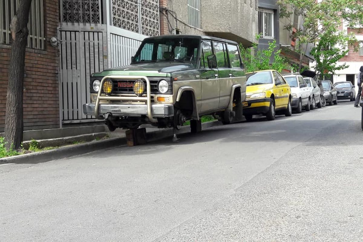 دزدان چهار چرخ پاترول را دزدیدند و بدون پلاک رهایش کردند