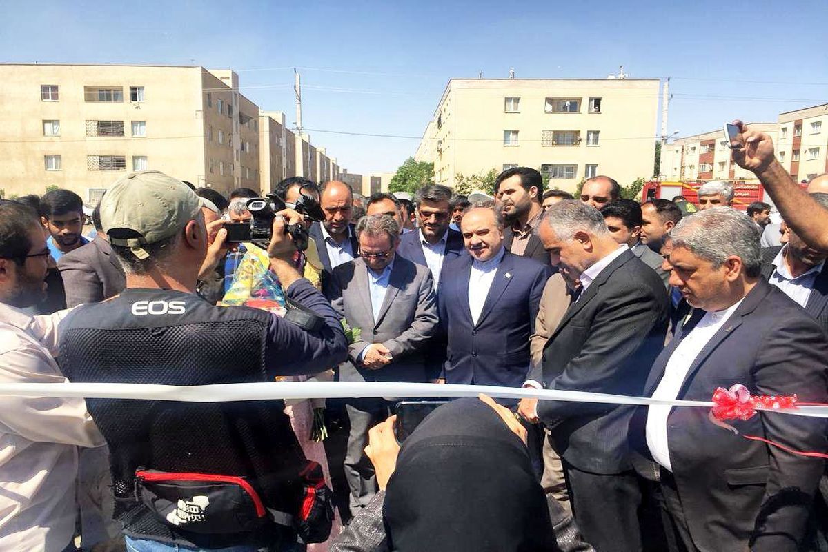 زمین چمن مصنوعی مهر امام رضا(ع) افتتاح شد