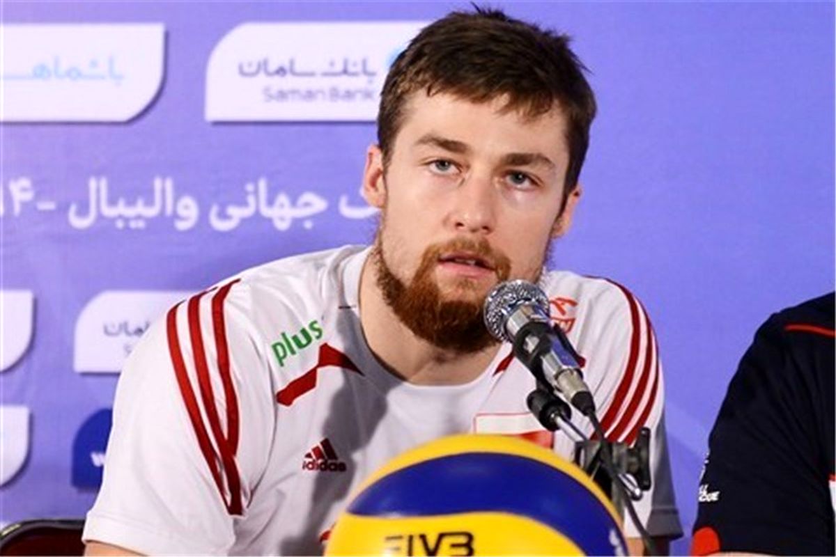 برخلاف حکم کمیته انضباطی FIVB، فدراسیون لهستان بجای کوبیاک عذرخواهی کرد