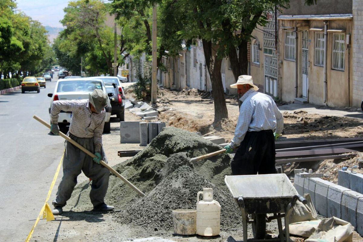 ۹ هزار متر از معابر سنندج سنگ فرش می شود