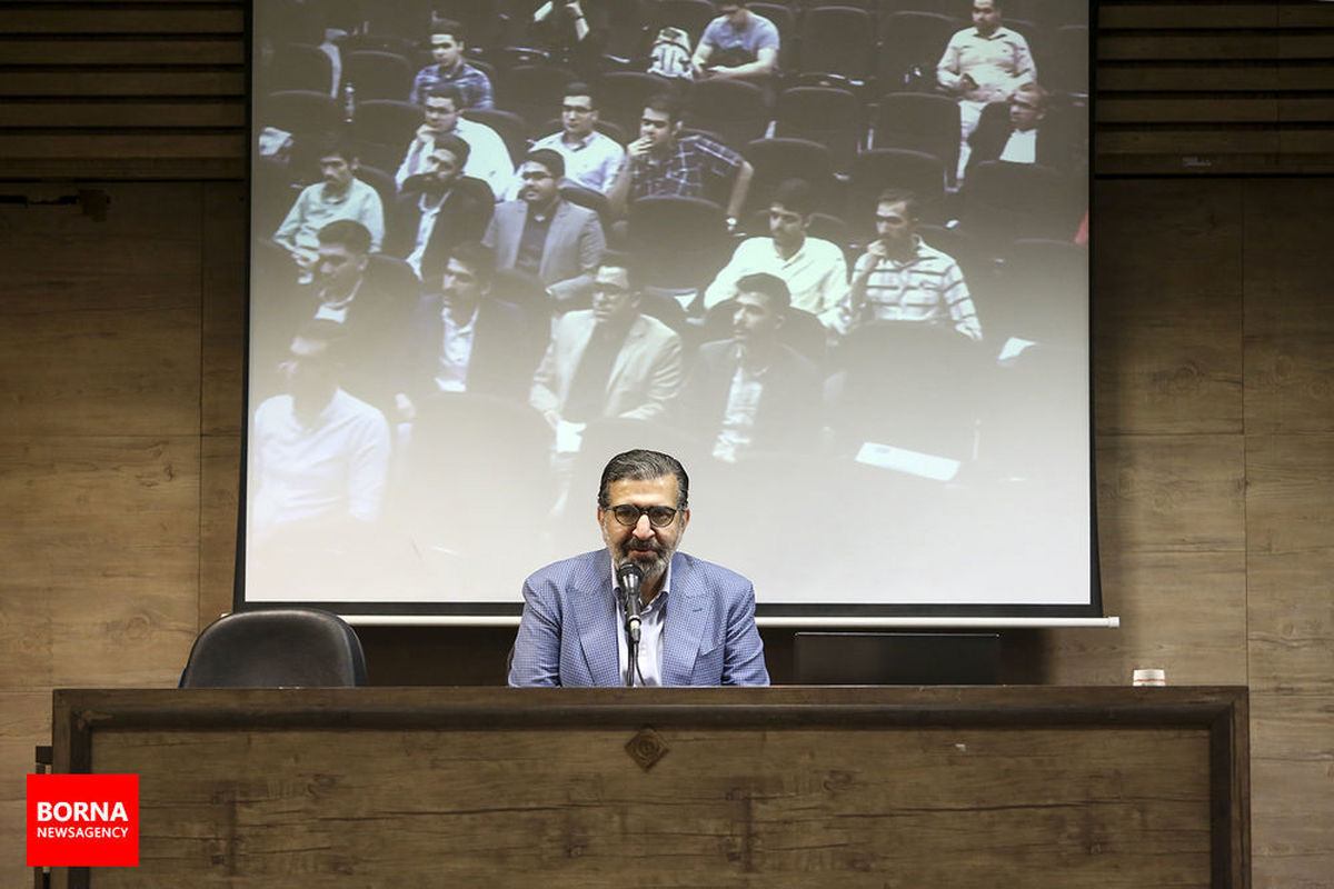 چند سال است که فریاد می‌زنیم این خصوصی‌سازی‌ها، خصولتی سازی است/ ما آبرو دادیم و بدترین اتهامات را شنیدیم/ زمانی را گذرانده‌ایم که نفت به هفت دلار رسید