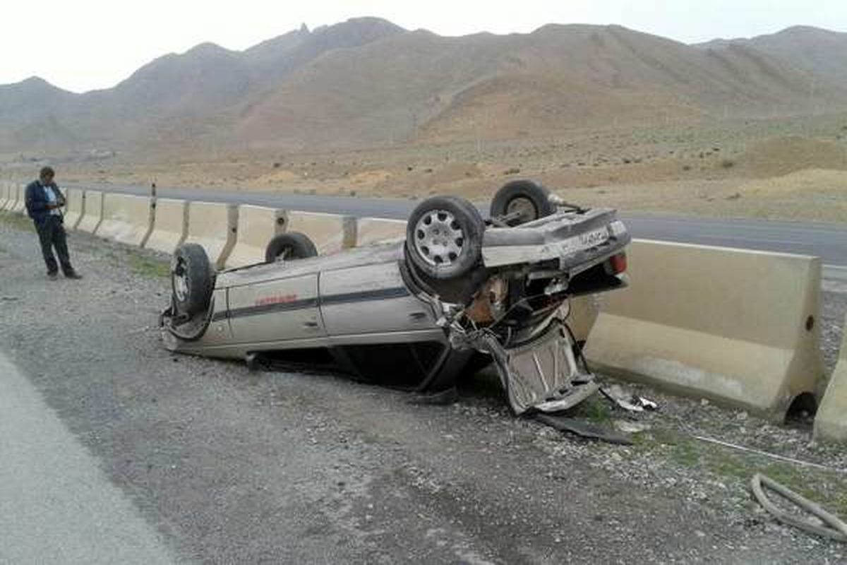 کشته شدن ۲ نوجوان بر اثر واژگونی خودرو پژو