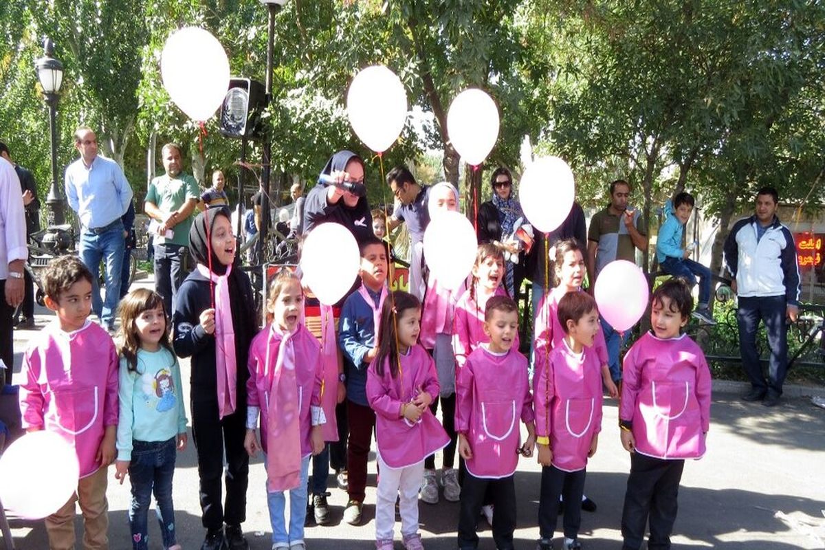 کمپین «روبان صورتی» در پارک ائل گلی برگزار شد