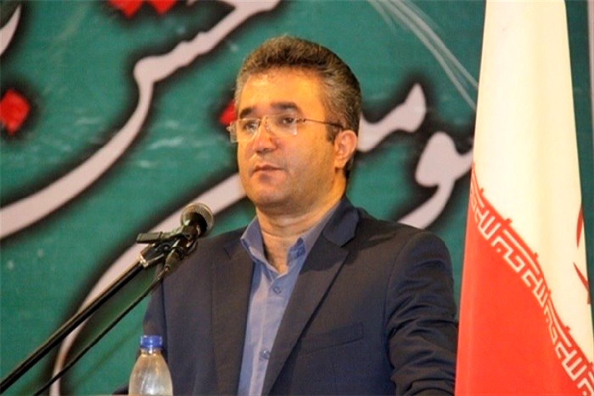 جریان تربیتی مدرسه در آموزشگاه‌های آزاد زبان شکل نمی‌گیرد