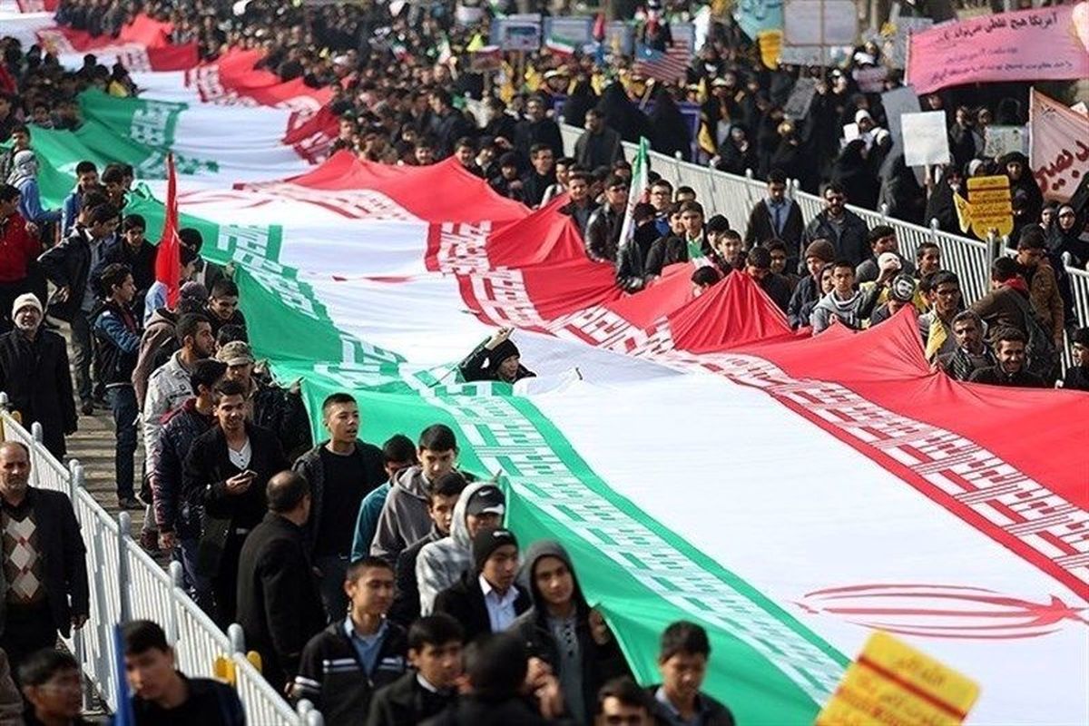 راهپیمایی ۱۳ آبان در سمنان