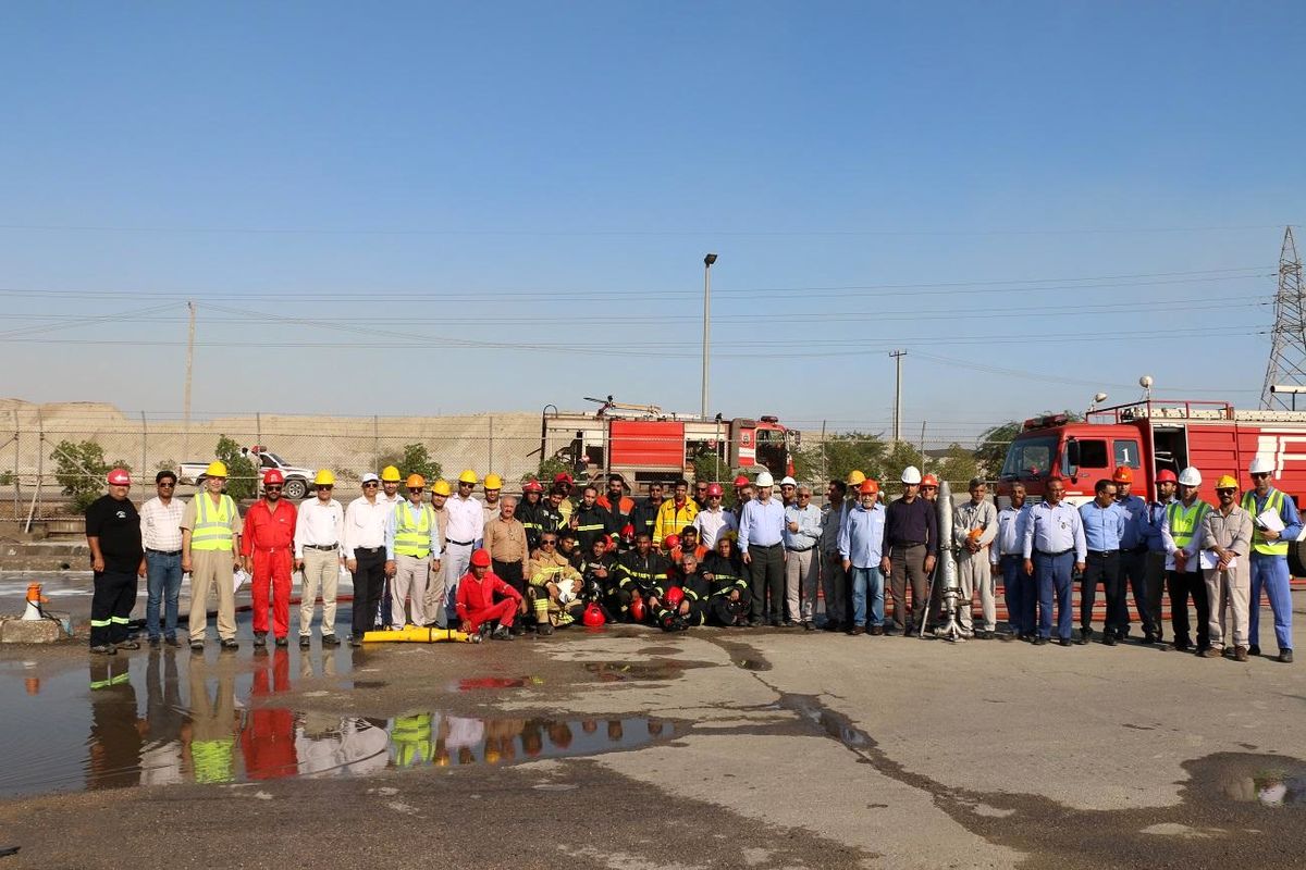 برگزاری مانور مشترک در مرکز انتقال نفت بندرعباس