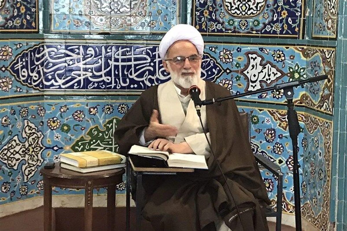 مردم  ملاک رای خود را کارنامه وزین و اخلاق داوطلبان قرار دهند