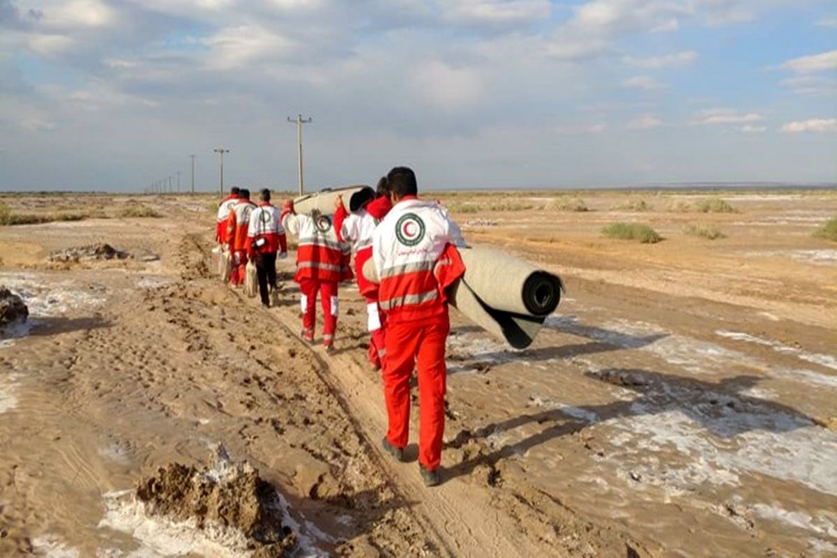 امدادرسانی به ۲۷۵ نفر درگیر حوادث جوی