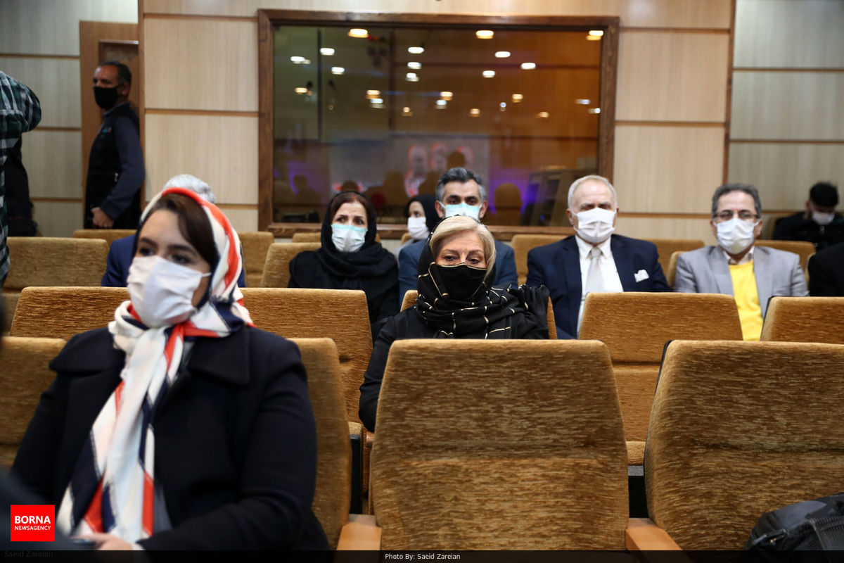 از ورزشکاران جوان کشورم می‌خواهم اخلاق را سرلوحه کار خود قرار دهند