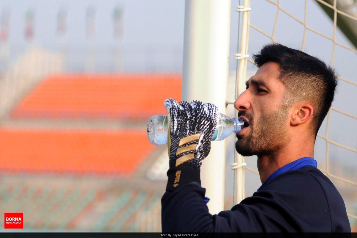 دروازه‌بان استقلال مهمان مجری پرسپولیسی