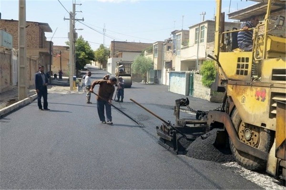 اتمام بهسازی معابر پرتردد شهر کرج/ پروژه جمع آوری آب های سطحی در حال اجرا است