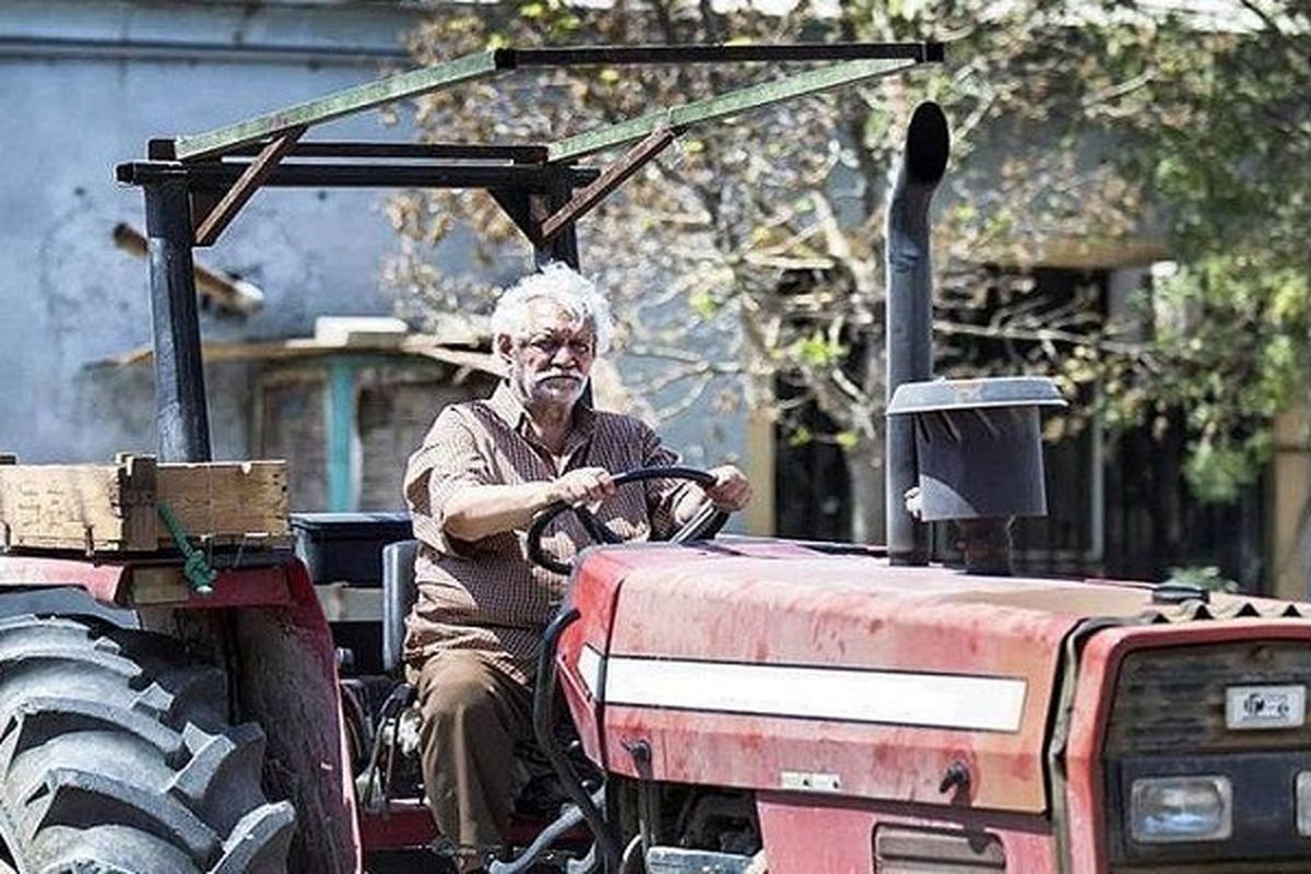 پایان «خروج» را نمی‌پسندم!/ ۶ جلسه در شهرک دفاع مقدس به ما کار با تراکتور را آموختند/ برداشت‌های متفاوتی را از فیلم «خروج» شاهد هستیم!