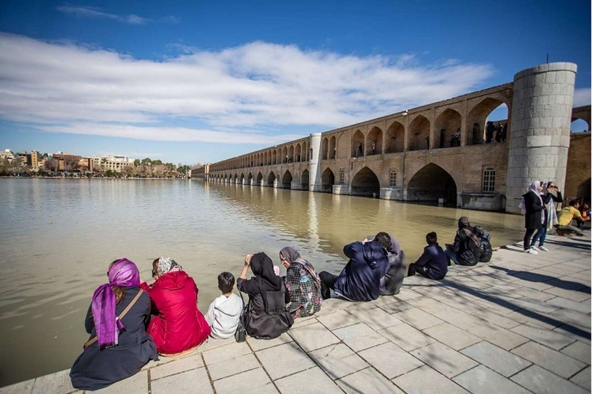 بی توجهی شهروندان اصفهانی  به روند صعودی آمار بیماری کرونا+فیلم