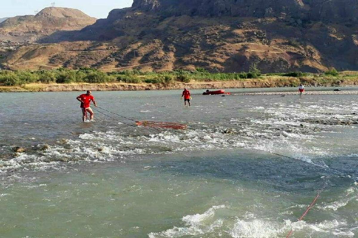 پیدا شدن پیکر جوان ۱۸ ساله لاهیجانی در رودخانه حشمت رود / پیکر یک جوان ۲۵ ساله در رودخانه سپیدرود شهرستان رودبار پیدا شد