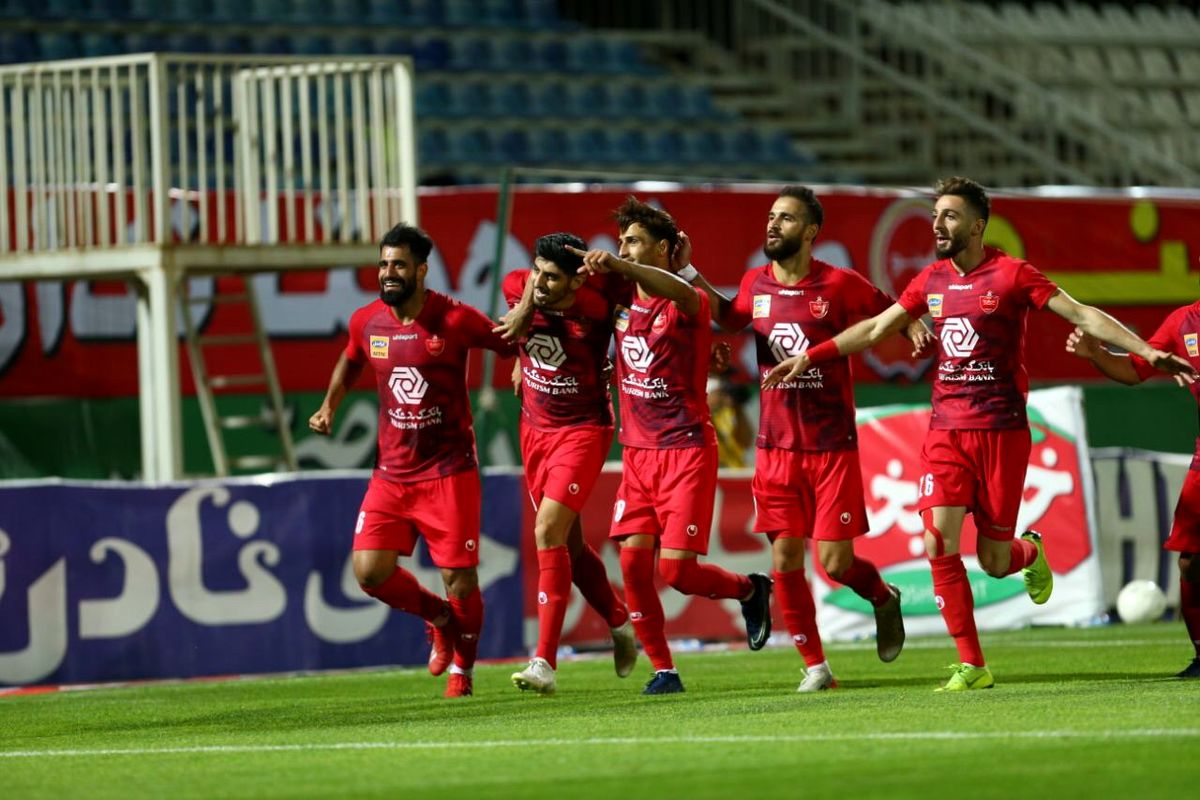 گام بلند سرخ‌پوشان در تبریز/ پرسپولیس به پوکر قهرمانی لبخند زد