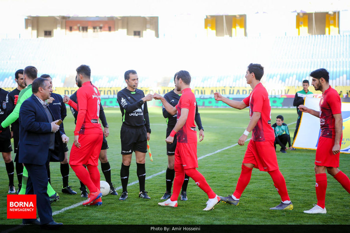 دیدار پرسپولیس و فولاد به روز شنبه موکول شد