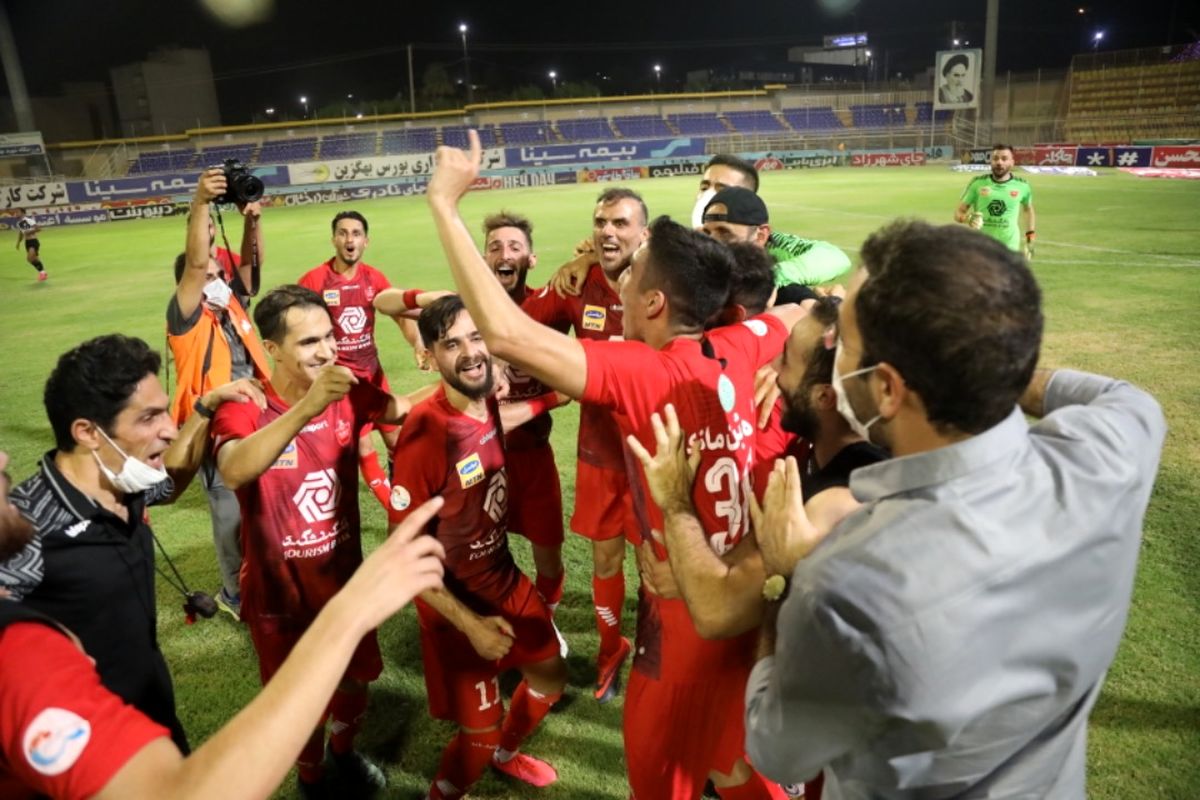 تصاویر داغ و دیده نشده از جشن قهرمانی پرسپولیس/ ببینید