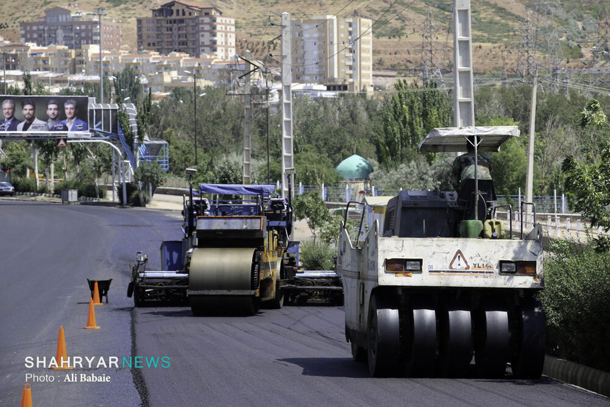 نهضت آسفالت در تبریز به ۱۴۶هزار تن رسید/ کدام معابر و خیابان‌های شهر در هفته اخیر آسفالت شد؟