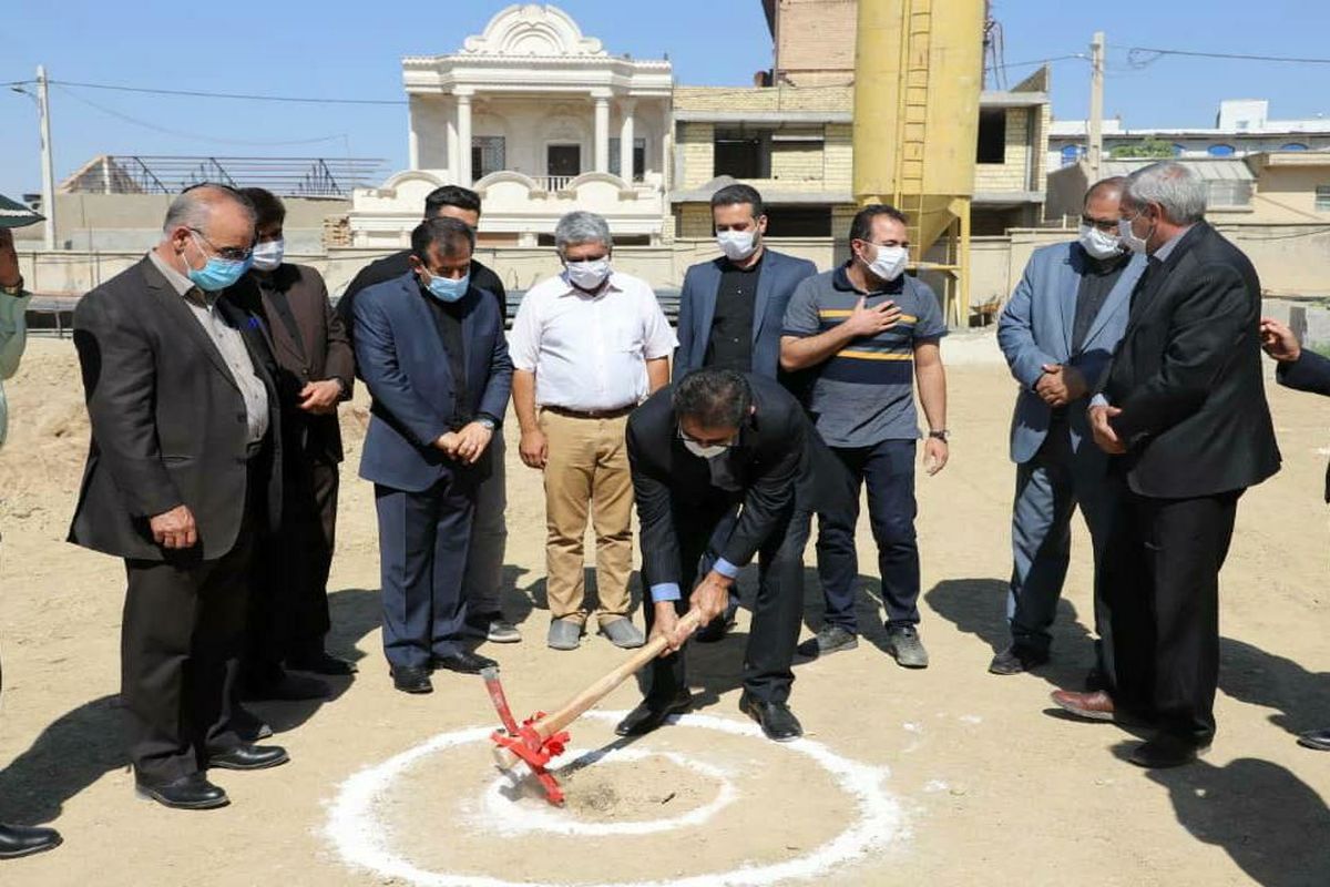 کلنگ‌ احداث مجتمع گردشگری الیگودرز به زمین زده شد